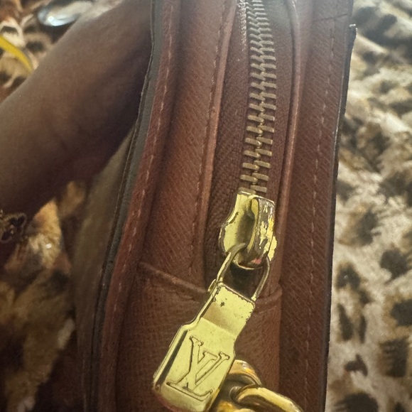 Louis Vuitton Monogram Wristlet Clutch in Brown - Picture 5 of 11